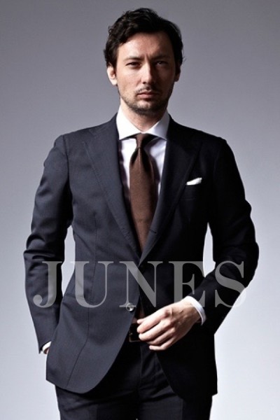 アルノ　ルギャル