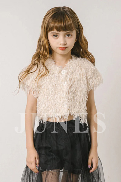 アリア　ウッド