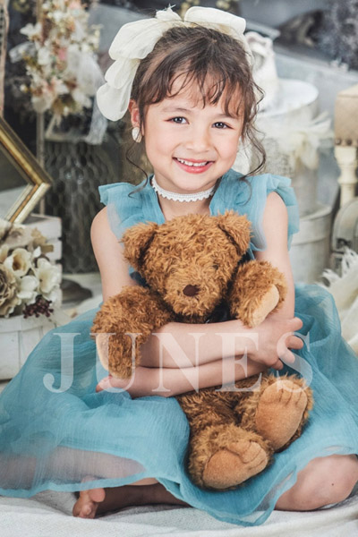 マリー　アロウ