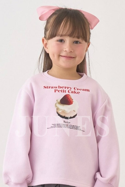 リリー　アロウ