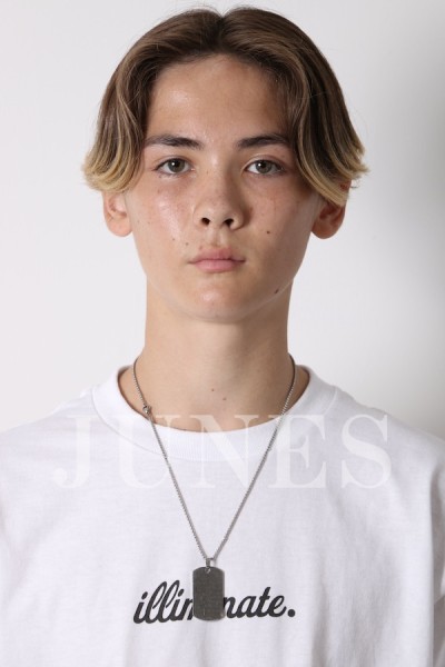 エイオン　エイム