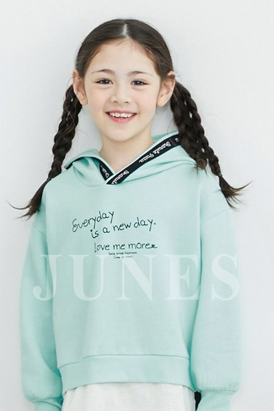 メイ　フォード