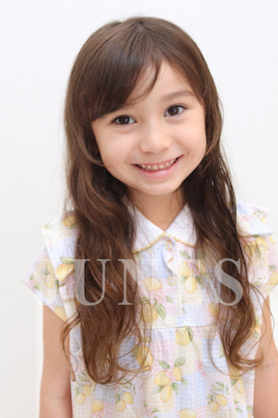 モニカ　ビーエー