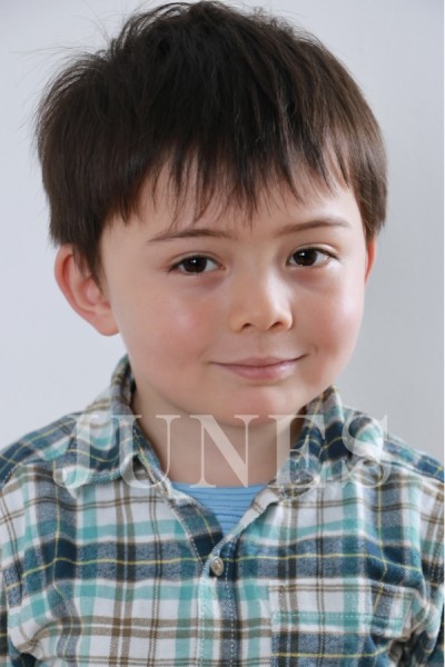 アーサー　ショウタロウ