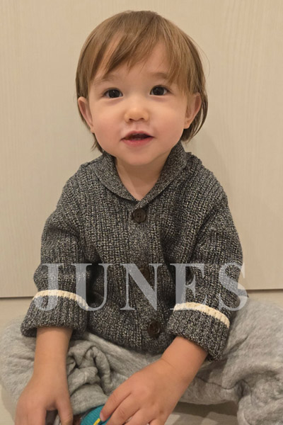 ニノ　ダブリュー