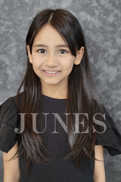 アイシャ　エス