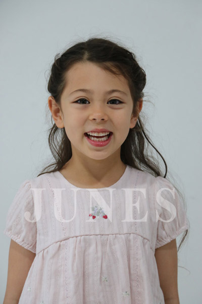 シャルロッテ　アイ