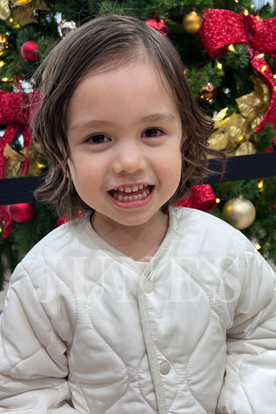 シュウ　ヒュウガジ