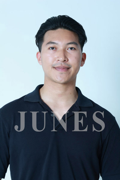 テモン　アウン