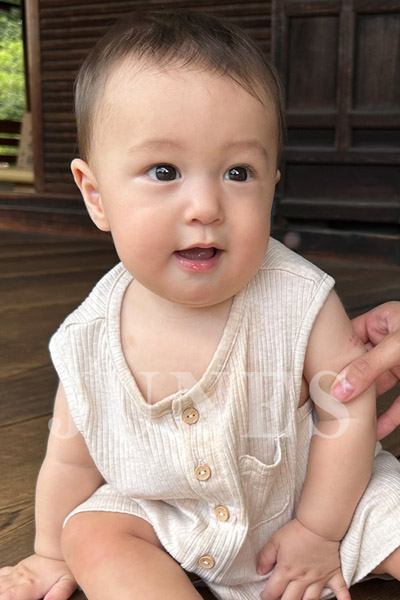 エリオット　ヨシモリ