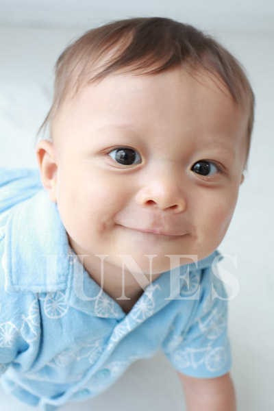 アズサ　モズリー