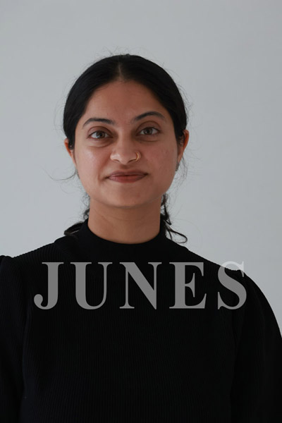 リティカ　シャルマ