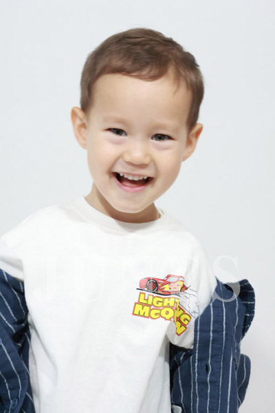 アサナリ　ブラット