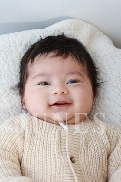 ケイ　クツザワ