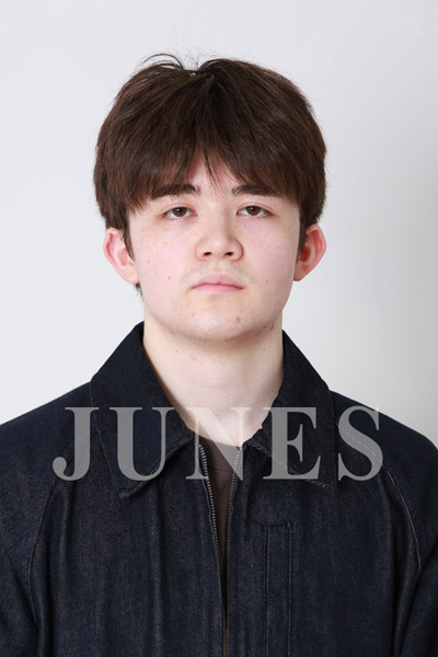 カズ　ワタナベ